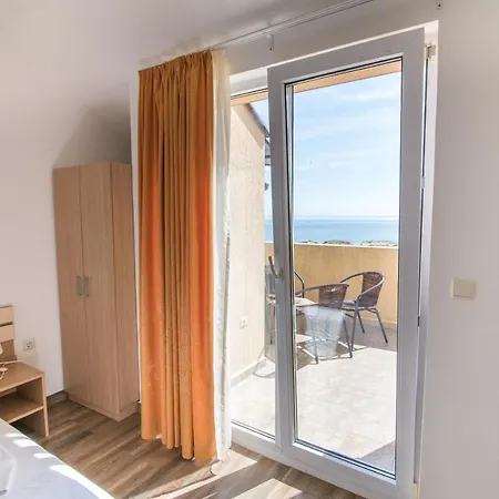 Hotell тропикана 2*