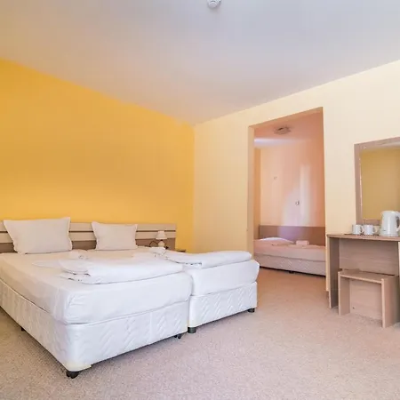 тропикана Primorsko