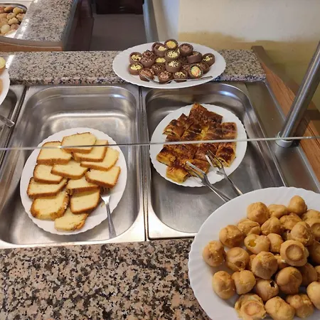 Hotell тропикана 2*