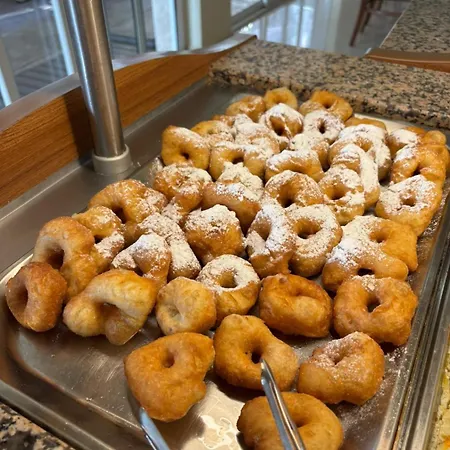 тропикана Hotell Primorsko