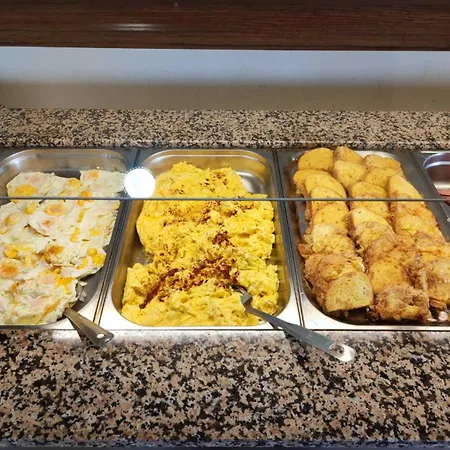 тропикана Hotell