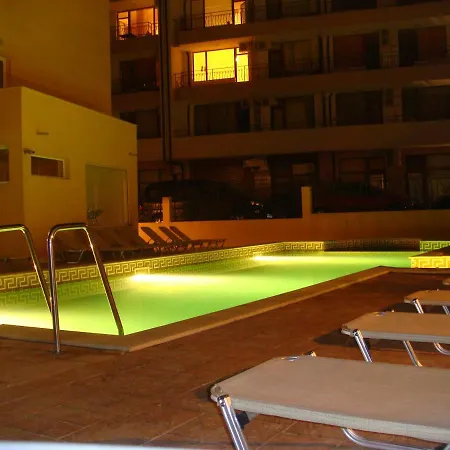 тропикана プリモルスコ