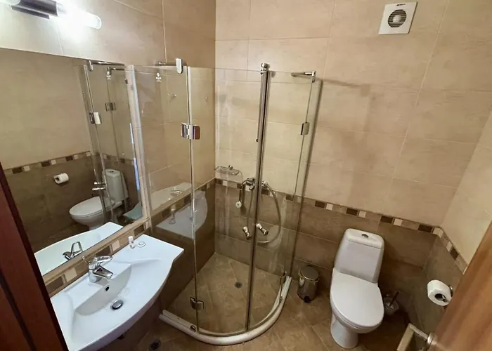 тропикана 2*