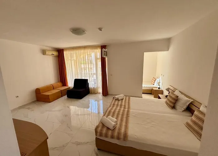 Hotel тропикана