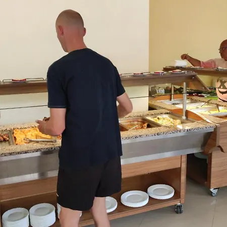 Otel тропикана 2*