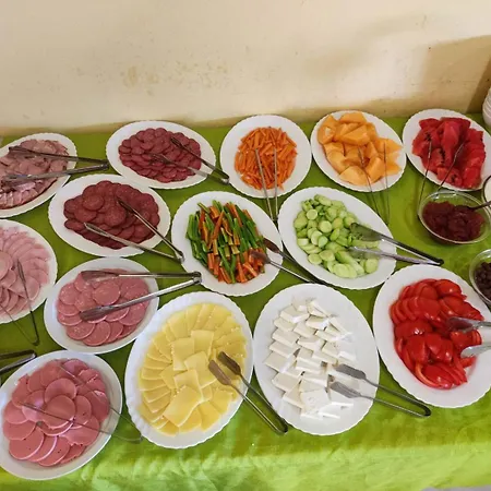 Otel тропикана